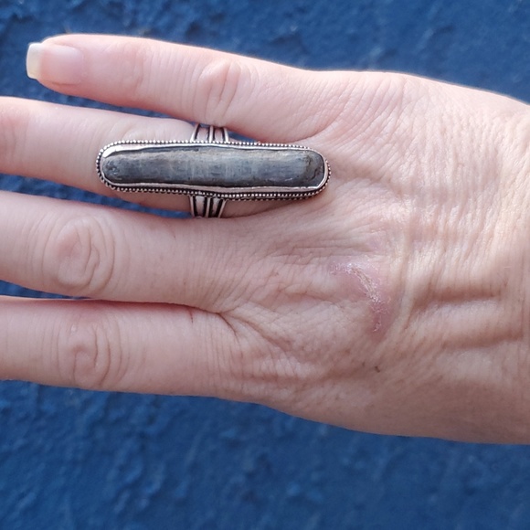 New Oversized Rough Kyanite 925 Silver Statement Ring. - Picture 4 of 13